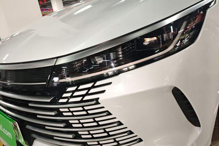 Used BYD Destroyer 05 2024 Honor Edition DM-i 120KM Luxury Model
