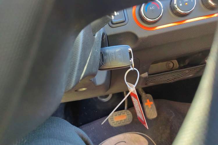 Used Wuling Hongguang MINIEV 2020 Freedom Version Lithium Iron Phosphate
