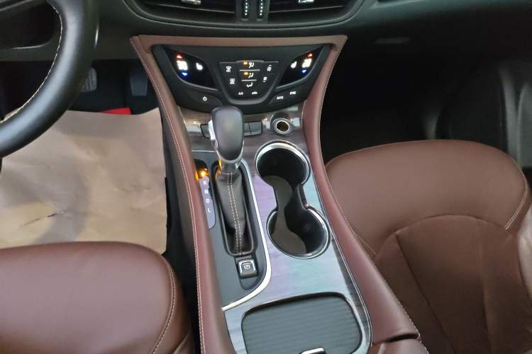 Used Buick Envision 2017 20T Two-Wheel Drive Elite Version
