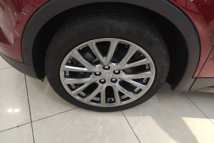 Used Cadillac XT4 2022 28T Four-Wheel Drive Platinum Edition
