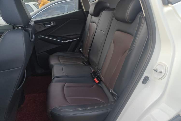 Used Changan CS15 2019 1.5L Manual Entry-Level Version China V Standard
