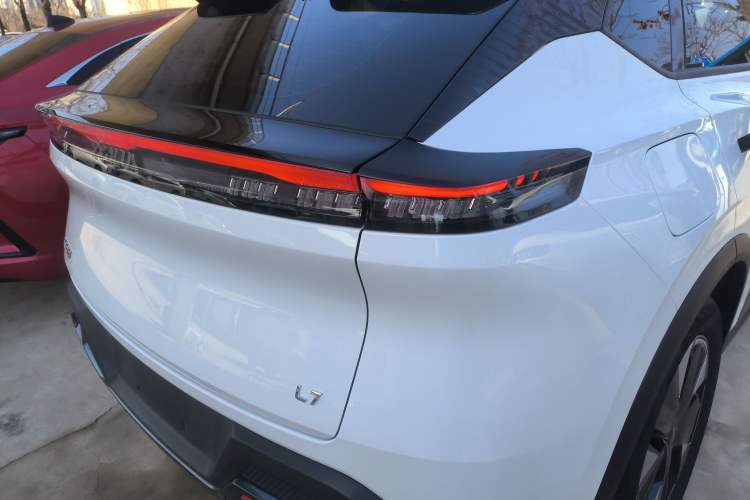 Used Dongfeng Aeolus L7 New Energy 2024 205 Plus
