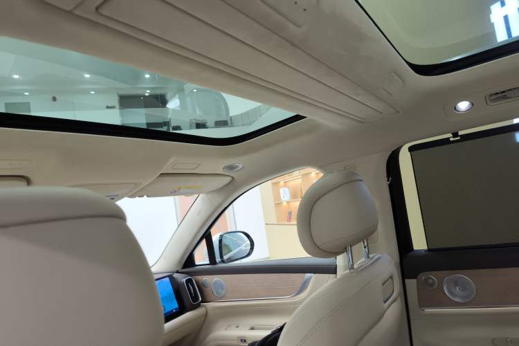 Used Hima AITO M9 2024 Range-Extended Ultra Version 52 kWh 5-Seater Model
