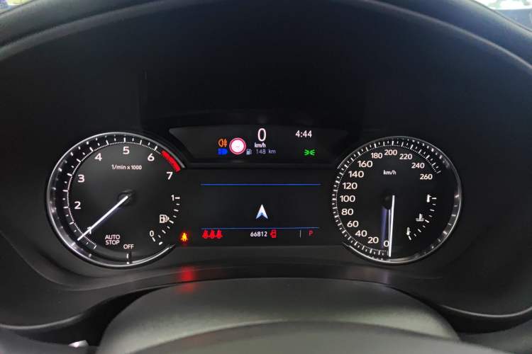 Used Cadillac XT4 2018 28T Two-Wheel Drive Leading Version
