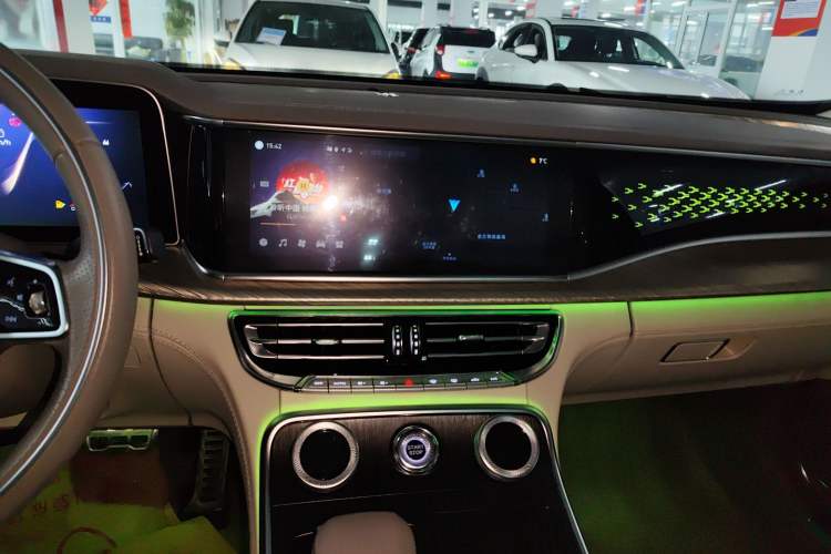 Used Hongqi H9 2022 2.0T Smart Connect Flagship Edition
