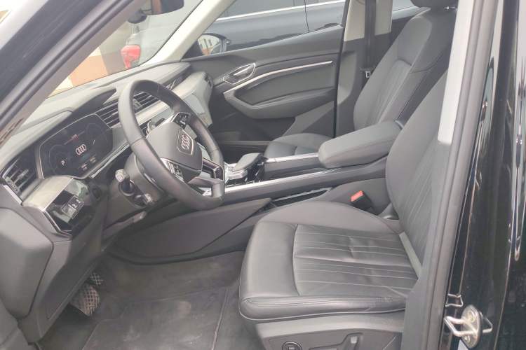 Used Audi e-tron 2022 Sportback 55 quattro Luxury Model