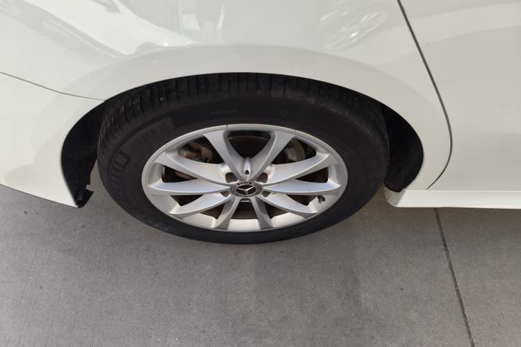 Used Mercedes-Benz A-Class 2021 A 200 L Sport Sedan Fashion Model