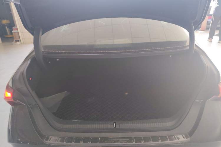 Used Toyota Avalon 2019 2.0L XLE Premium Edition China VI