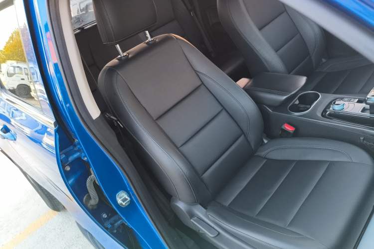 Used Great Wall Poer 2021 2.0T Commercial Version Automatic Diesel Two-Wheel Drive Elite Trim with Long Bed – GW4D20M
