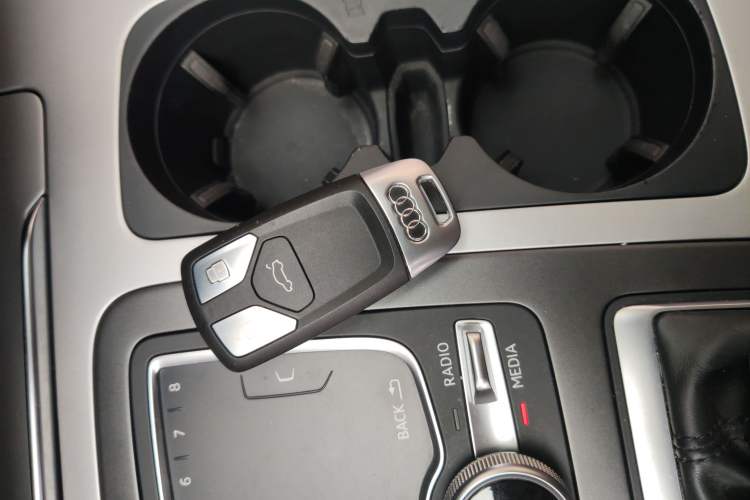 Used Audi Q7 2016 40 TFSI Comfort Model