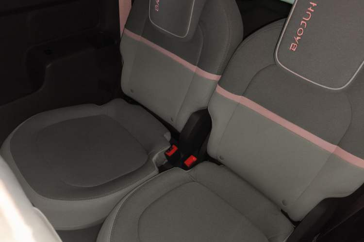 Used Baojun E300 2020 Plus Interstellar Smart Edition
