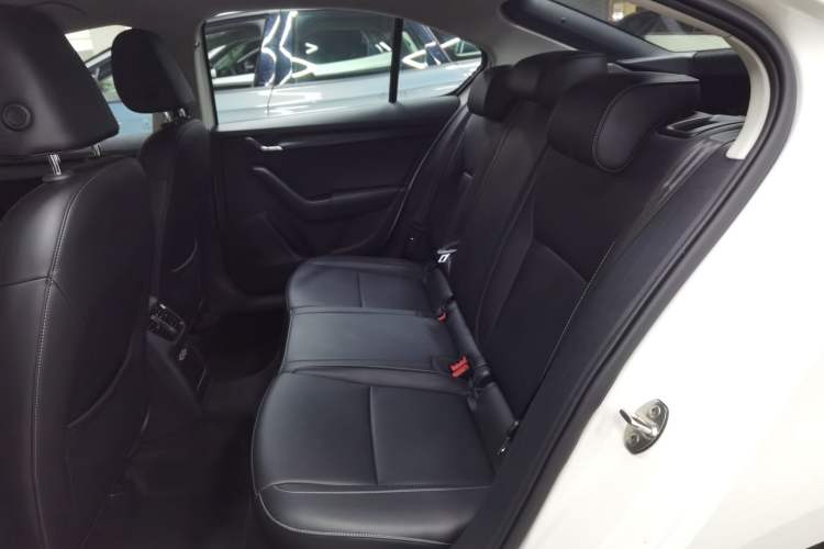 Used Skoda Octavia 2022 1.5L Automatic Comfort Edition
