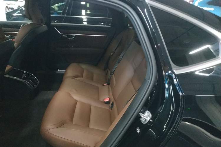 Used Volvo S90 2024 B5 Zhiyuan Luxury Edition