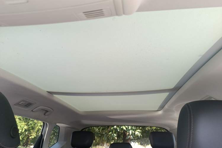 Used Volkswagen Tharu 2020 280TSI Two-Wheel Drive Luxury Edition China VI Standard
