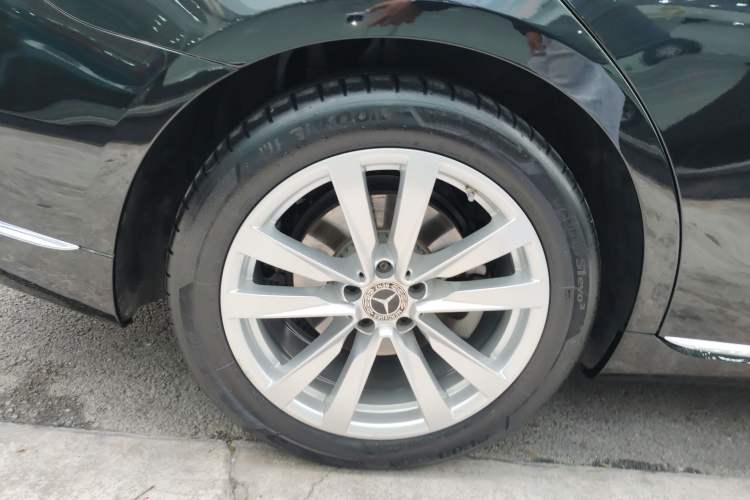 Used Mercedes-Benz S-Class 2022 S 400 L Business Model
