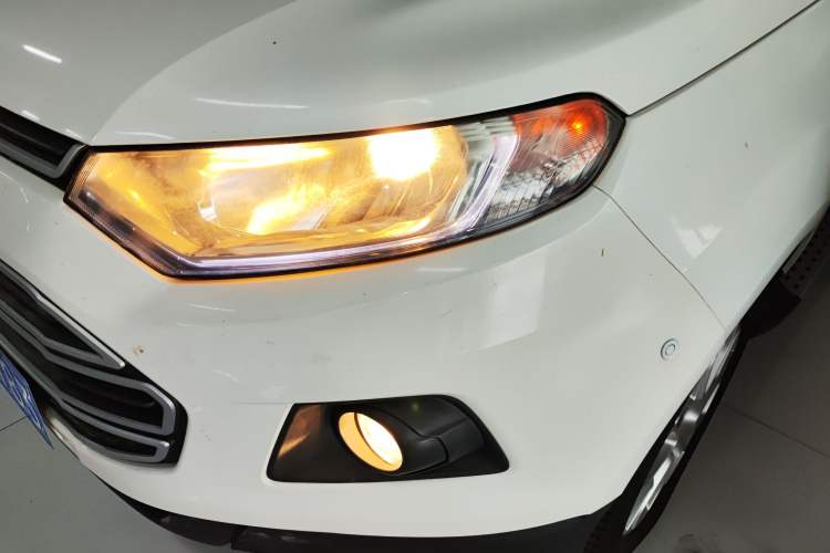 Used Ford EcoSport 2013 1.5L Automatic Fashion Model
