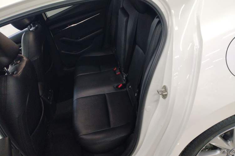 Used Mazda Mazda 3 Axela 2021 2.0L Automatic ZhiXuan Edition
