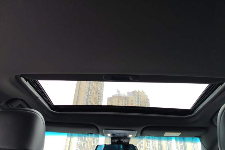 Used Toyota Avalon 2019 2.0L XLE Premium Edition China VI