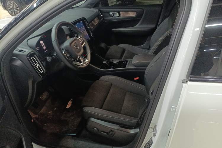 Used Volvo XC40 New Energy 2024 Long-Range PRO Version