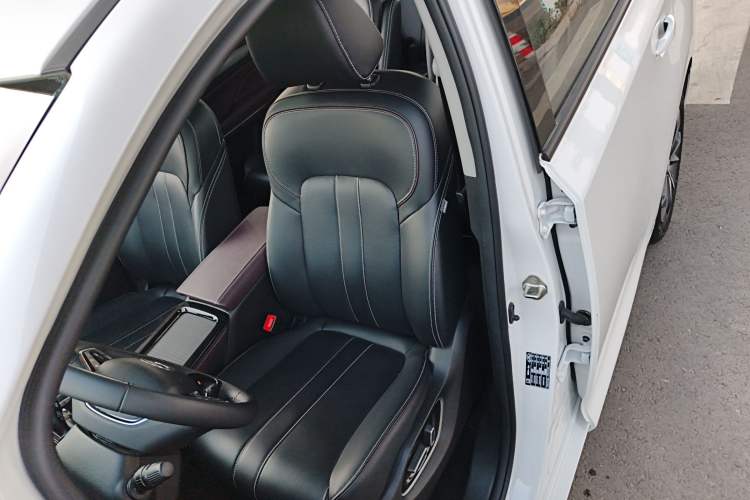 Used GAC Trumpchi M6 2023 PRO 270T DCT Luxury Edition