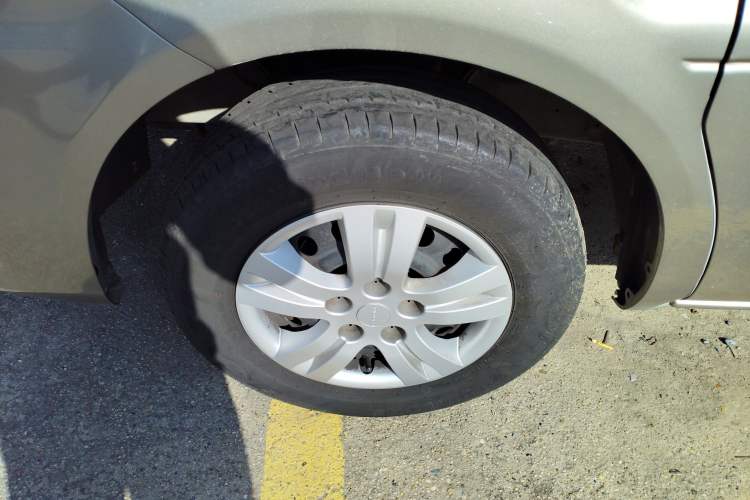 Used FORTHING Lingzhi 2023 M5L 1.6L Base Model 7 Seats