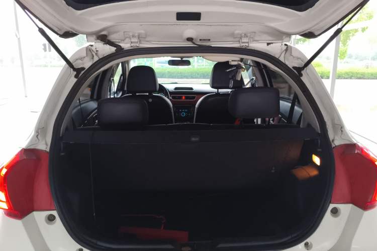 Used Haval H1 2015 1.5L AMT Urban Model
