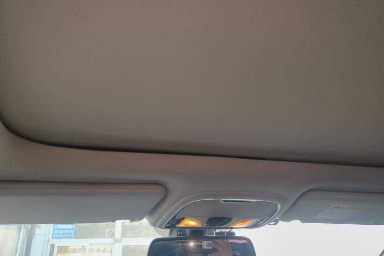 Used  Cherokee 2016 2.4L Professional Edition
