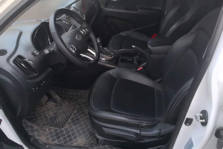 Used Kia Sportage R 2014 2.0L Automatic Two-Wheel Drive GLS Trim
