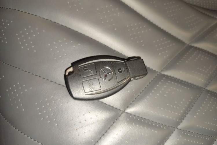 Used Mercedes-Benz Vito 2021 2.0T Business Version 7 Seats
