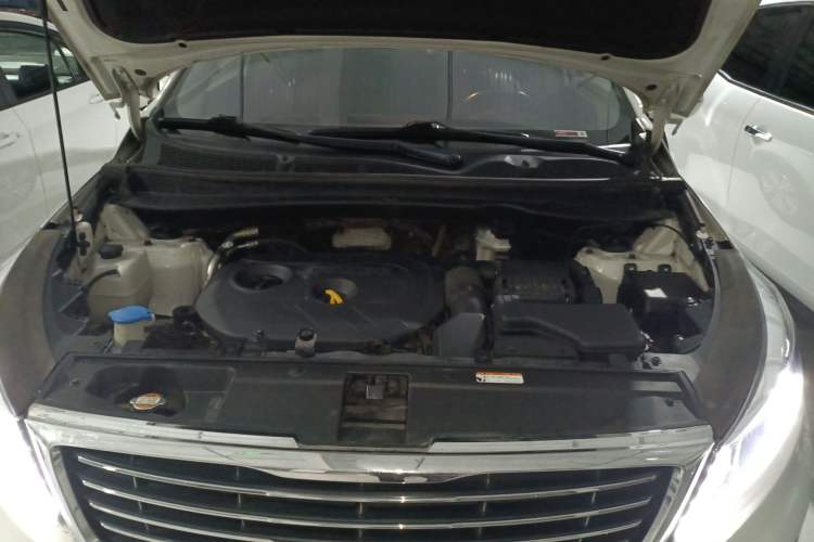 Used Kia Sportage R 2015 2.0L Automatic Two-Wheel Drive DLX Model
