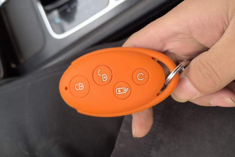 Used BYD Song MAX 2018 1.5T Automatic Smart Connect Elite Model with 6 Seats
