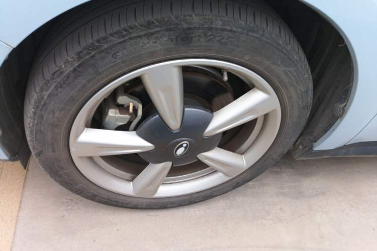 Used ORA Good Cat 2022 Morandi Edition 400km Standard Range Luxury Version Lithium Iron Phosphate
