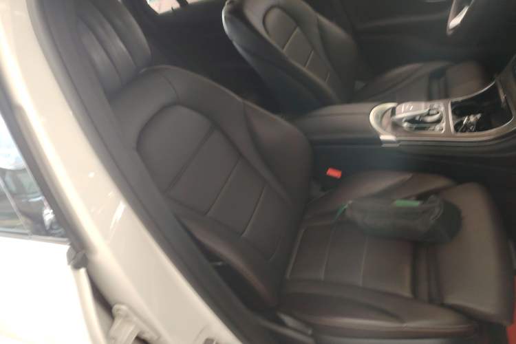 Used Mercedes-Benz GLC 2018 GLC 300 4MATIC Sport Edition
