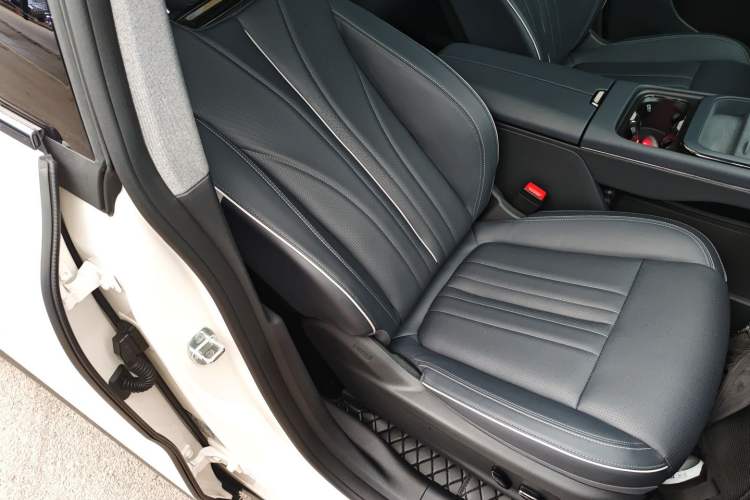 Used VOYAH COURAGE 2024 Long-Range Smart Edition
