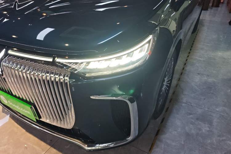 Used VOYAH Dream 2025 PHEV Four-Wheel Drive Prestige Kunpeng Edition
