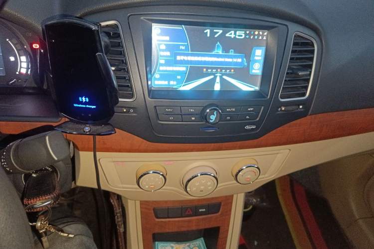 Used Roewe 350 2014 1.5T Manual Jingrui Edition