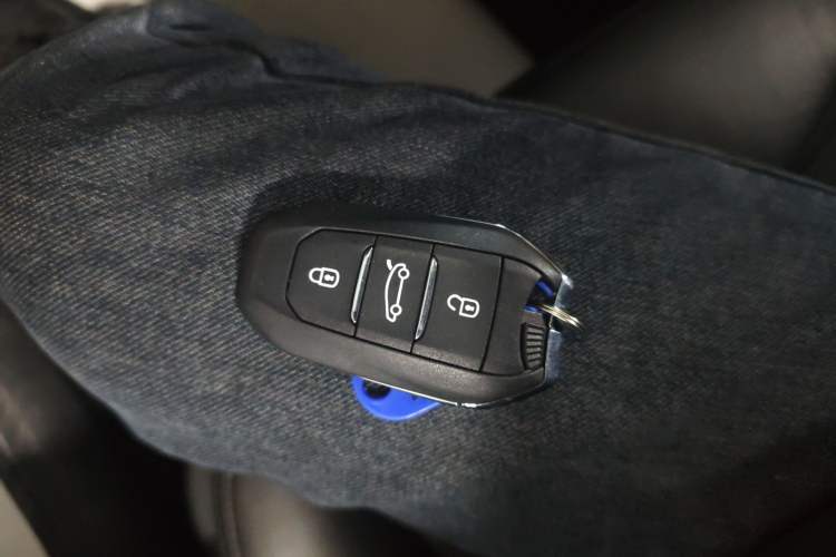 Used Citroen C4L 2014 1.6THP Intelligent Drive Automatic Dynamic Model