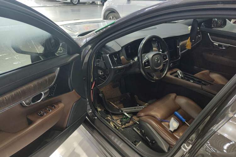 Used Volvo S90 2021 B5 Zhiyuan Luxury Edition
