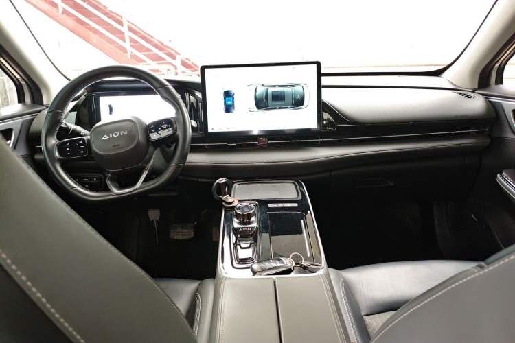 Used AION S Plus 2023 70 Intelligent Edition Lithium Iron Phosphate
