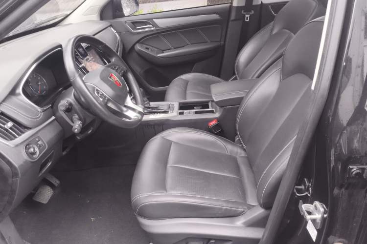 Used Roewe RX5 2019 20T Two-Wheel Drive Automatic Ali Smart Connectivity Platinum Edition
