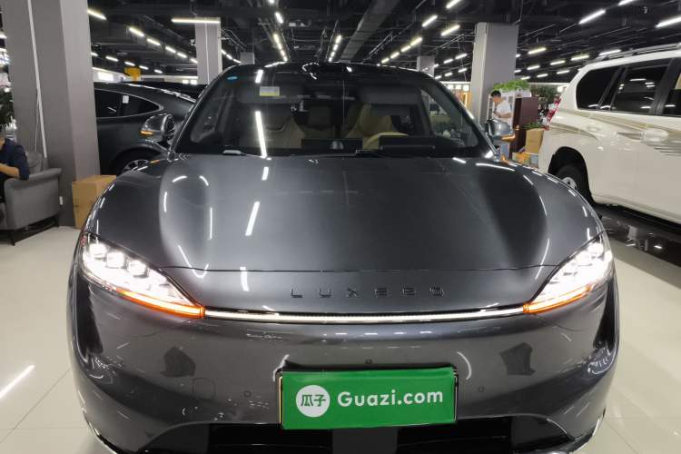 Used Hima Luxeed R7 2024 All-Electric 736 km Ultra
