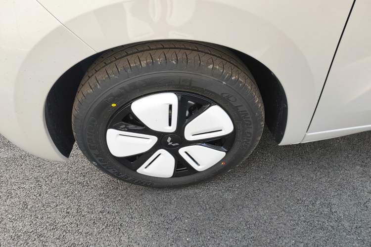 Used Wuling Hongguang MINIEV 2025 Four-Door Version Advanced Edition