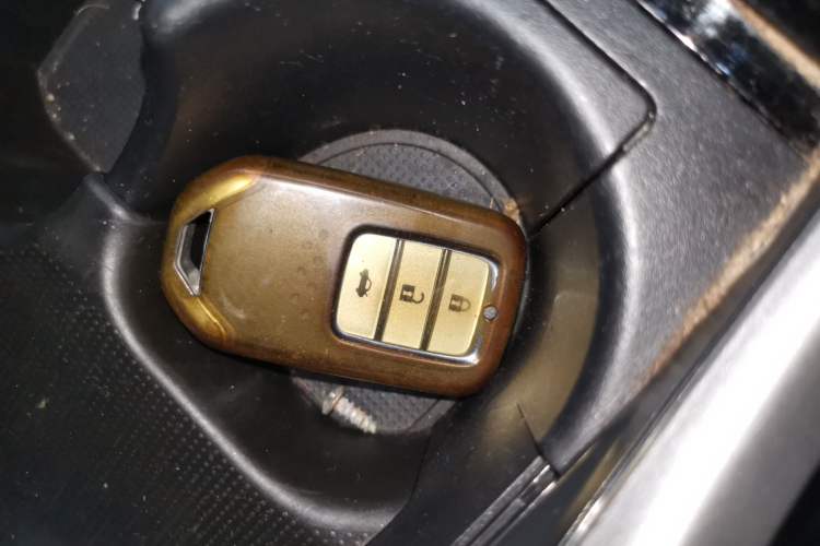 Used Honda Crider 2016 1.8L CVT Luxury Edition
