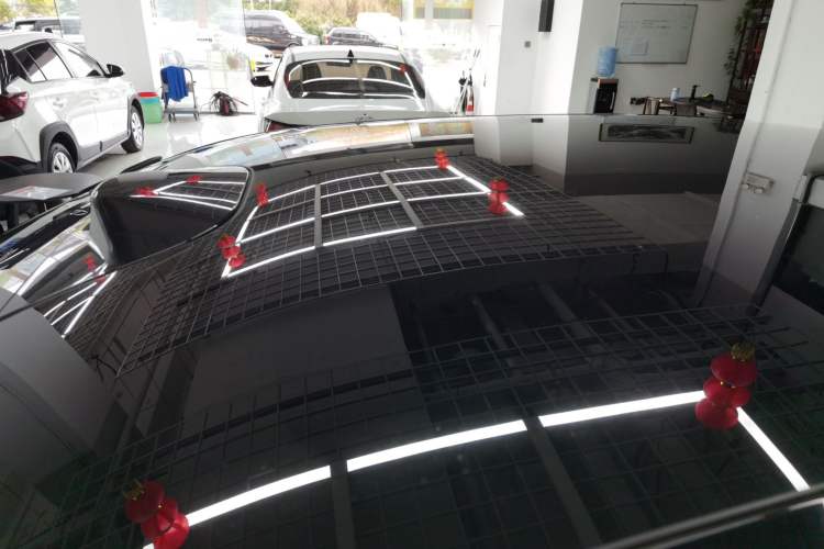 Used Lynk & Co Z10 2025 95 kWh 702 km All-Wheel Drive Intelligent Driving Ultra
