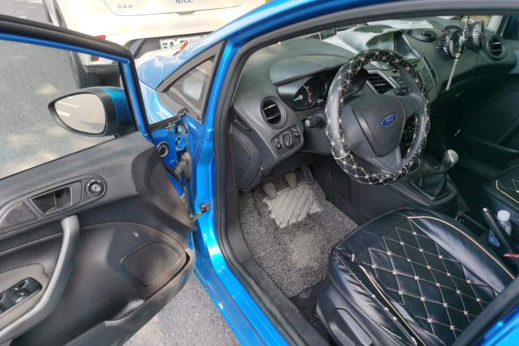 Used Ford Fiesta 2013 Sedan 1.5L Manual Fashion Edition