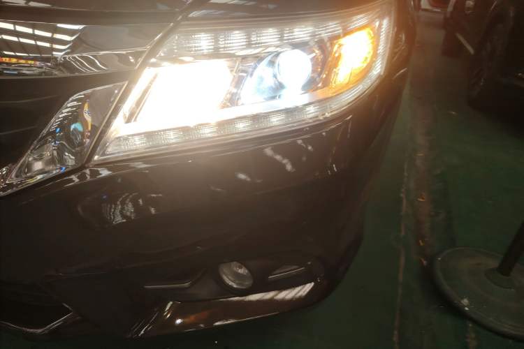 Used Honda Crider 2013 1.8L automatic luxury edition
