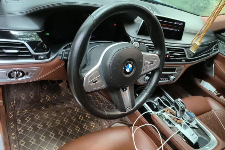 Used BMW 7 Series 2019 740Li xDrive Executive M Sport Package
