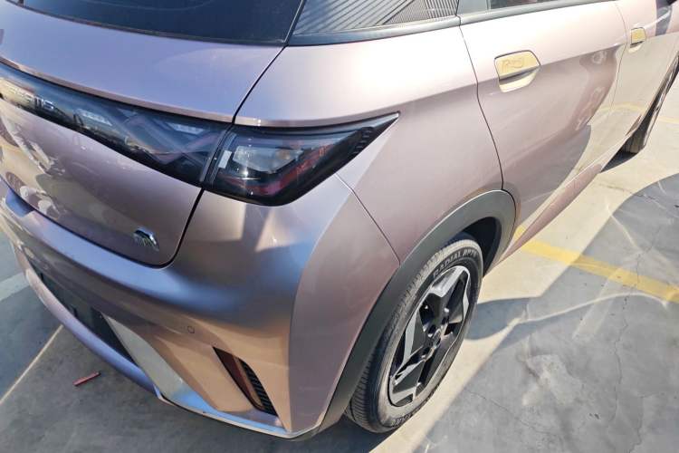 Used BYD Dolphin 2021 405 km Fashion Edition
