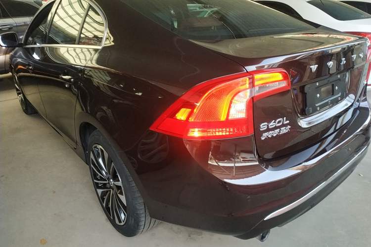 Used Volvo S60 2019 S60L T5 Smart Range Edition