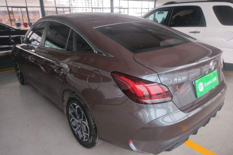 Used MG 5 2023 180 DVVT Manual Fashion Edition
